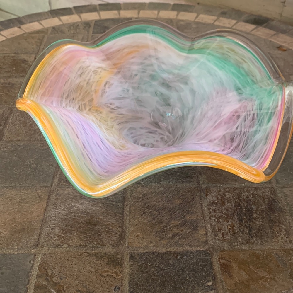Vintage Murano style swirl blown glass bowl!